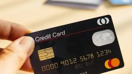 Lãi suất thẻ tín dụng tăng mạnh, cao nhất lên 22%/năm